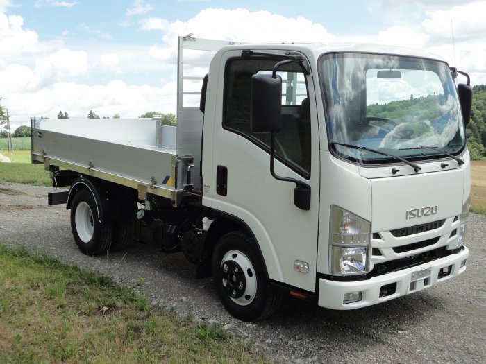 Isuzu-M-21-Ground-Kipper-334162